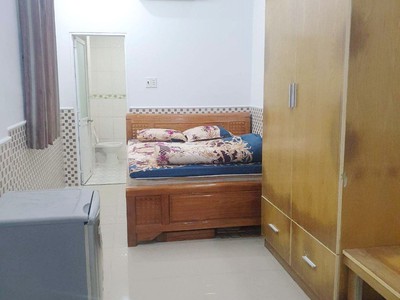 Cho thuê pjongf khép kín chính chủ t2 3588