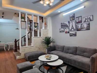 Cho thuê pjongf khép kín chính chủ t2 3771