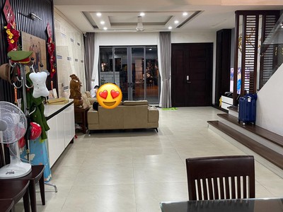 Cho thuê pjongf khép kín chính chủ t2 3259