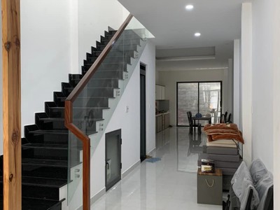 Cho thuê pjongf khép kín chính chủ t2 3419