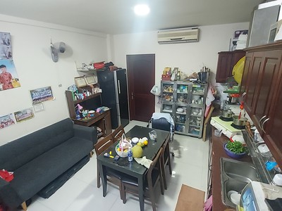 Cho thuê pjongf khép kín chính chủ t2 3759