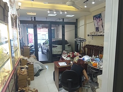 Cho thuê pjongf khép kín chính chủ t2 3761