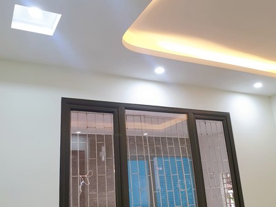 Cho thuê pjongf khép kín chính chủ t2 3709