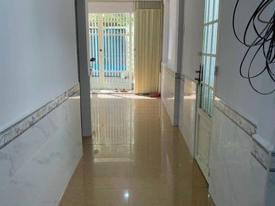 Cho thuê pjongf khép kín chính chủ t2 3739