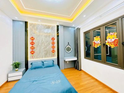 Cho thuê pjongf khép kín chính chủ t2 3576