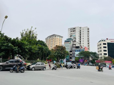 Cho thuê pjongf khép kín chính chủ t2 3451