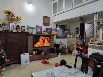 Cho thuê pjongf khép kín chính chủ t2 3541