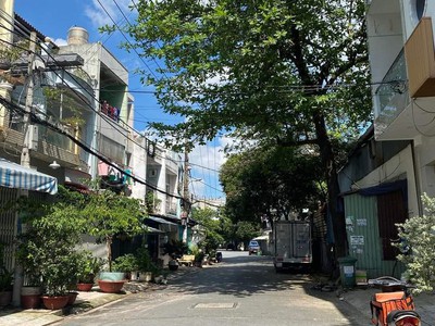 Cho thuê pjongf khép kín chính chủ t2 3148