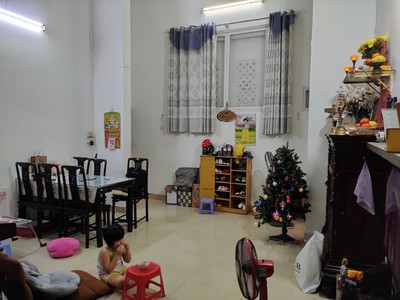 Cho thuê pjongf khép kín chính chủ t2 3543