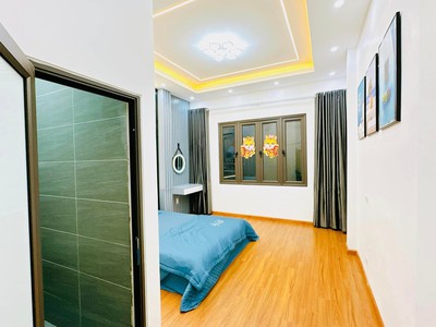 Cho thuê pjongf khép kín chính chủ t2 3580