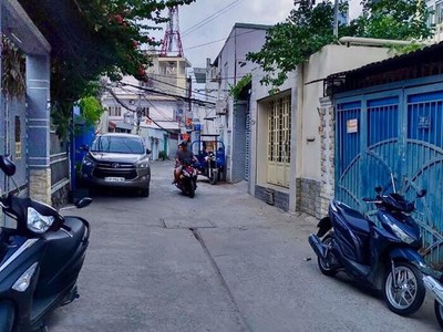 Cho thuê pjongf khép kín chính chủ t2 3184