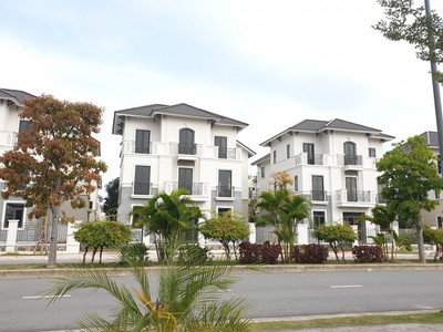 Cho thuê pjongf khép kín chính chủ t2 3489