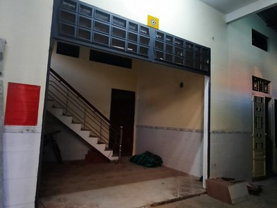 Cho thuê pjongf khép kín chính chủ t2 3434