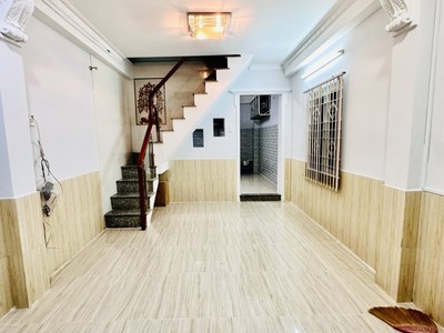 Cho thuê pjongf khép kín chính chủ t2 3140