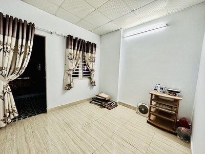Cho thuê pjongf khép kín chính chủ t2 3141