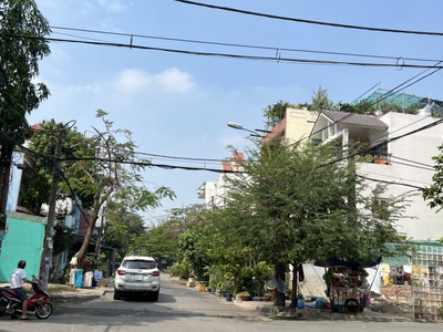 Cho thuê pjongf khép kín chính chủ t2 3343