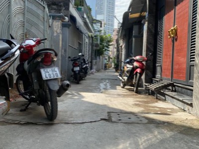 Cho thuê pjongf khép kín chính chủ t2 3323