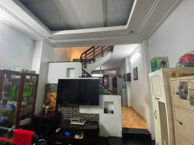 Cho thuê pjongf khép kín chính chủ t2 3173