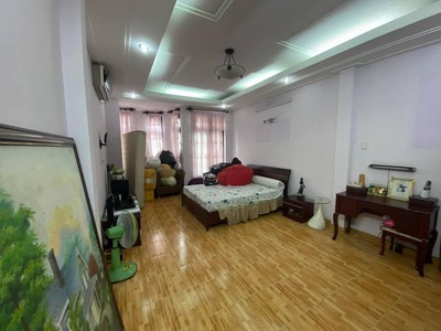 Cho thuê pjongf khép kín chính chủ t2 3175
