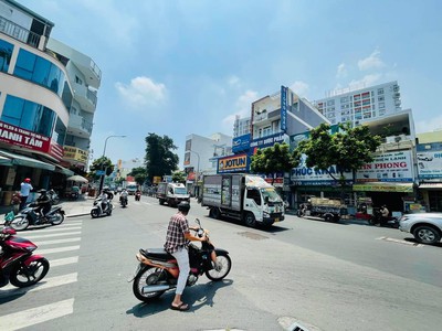 Cho thuê pjongf khép kín chính chủ t2 3178