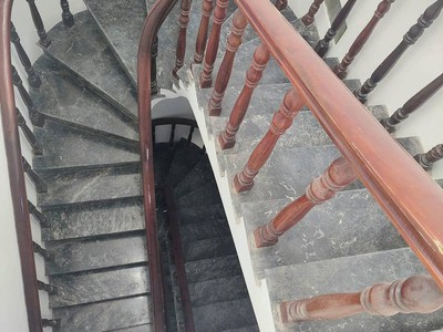 Cho thuê pjongf khép kín chính chủ t2 3182