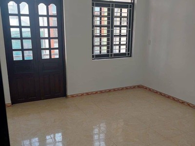 Cho thuê pjongf khép kín chính chủ t2 3183