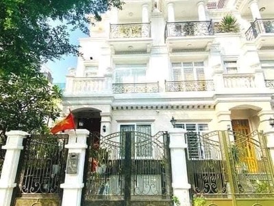 Cho thuê pjongf khép kín chính chủ t2 3114