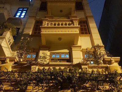 Cho thuê pjongf khép kín chính chủ t2 3258