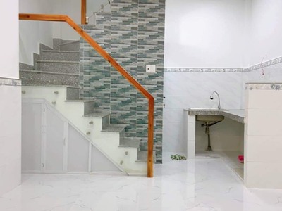 Bán nhà mặt tiền 5 tầng phường  13 q10 - giá bằng hẻm ôtô  ngang 5 x14m - giá 13.x tỷ 0