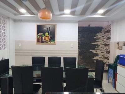 Bán nhà mặt tiền 5 tầng phường  13 q10 - giá bằng hẻm ôtô  ngang 5 x14m - giá 13.x tỷ 1