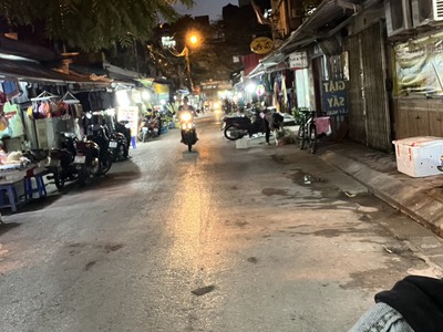 Cho thuê pjongf khép kín chính chủ t2 3674