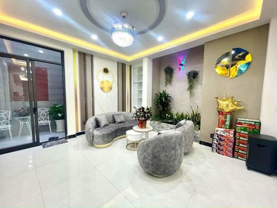 Cho thuê pjongf khép kín chính chủ t2 3118