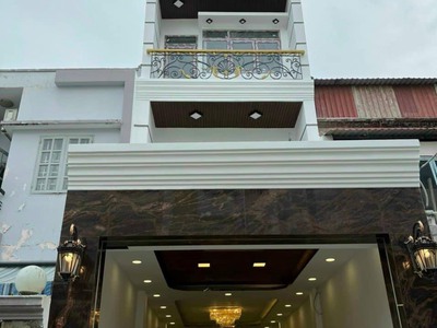Cho thuê pjongf khép kín chính chủ t2 3143