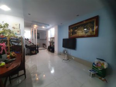 Cho thuê pjongf khép kín chính chủ t2 3374