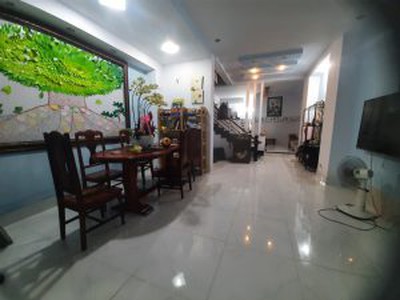 Cho thuê pjongf khép kín chính chủ t2 3395