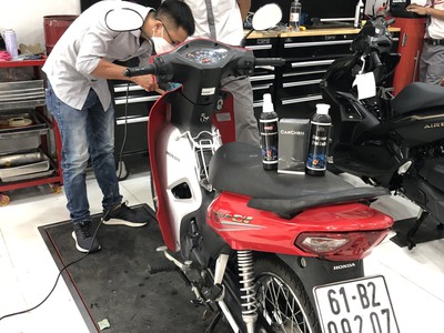 Dịch vụ phủ ceramic cho ô tô xe máy 1