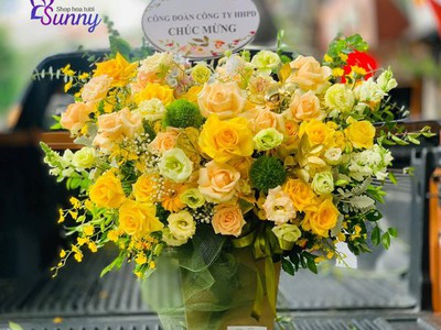 Mua hoa giỏ đẹp giá rẻ tại Shop hoa tươi Sunny 0
