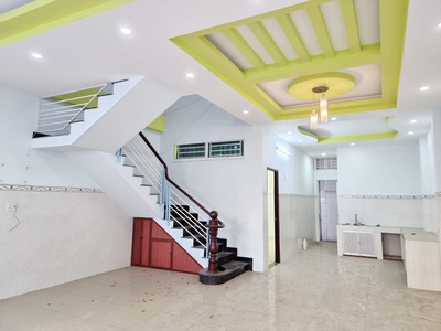 Cho thuê pjongf khép kín chính chủ t2 4092