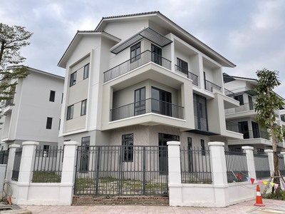 Cho thuê pjongf khép kín chính chủ t2 4276