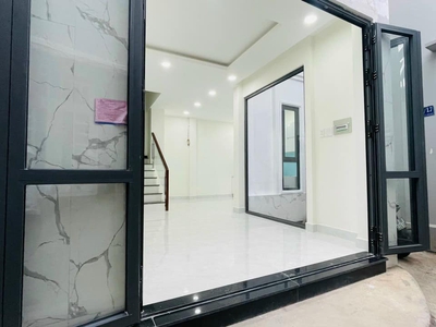 Cho thuê pjongf khép kín chính chủ t2 4268