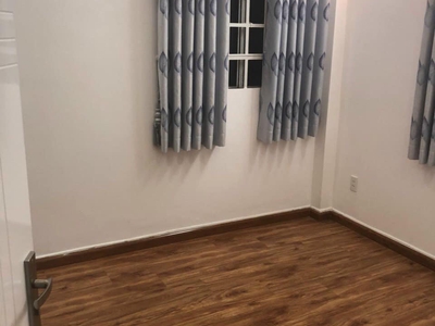 Cho thuê pjongf khép kín chính chủ t2 3781