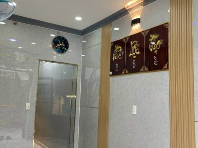 Cho thuê pjongf khép kín chính chủ t2 3844