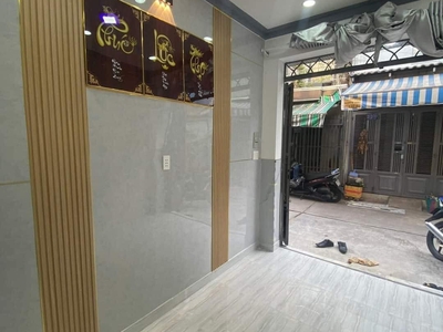 Cho thuê pjongf khép kín chính chủ t2 3845