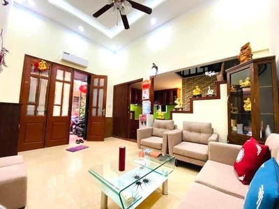 Cho thuê pjongf khép kín chính chủ t2 4205