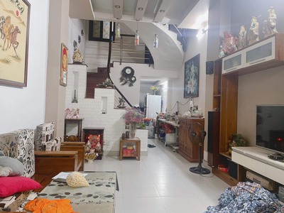 Cho thuê pjongf khép kín chính chủ t2 3968