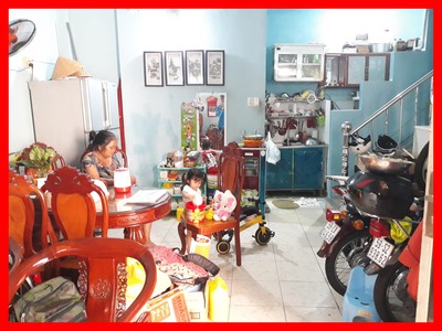 Cho thuê pjongf khép kín chính chủ t2 4256