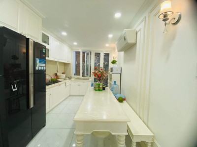 Cho thuê pjongf khép kín chính chủ t2 3956