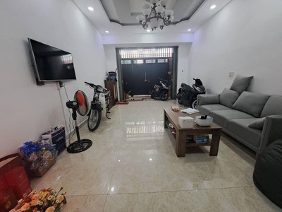 Cho thuê pjongf khép kín chính chủ t2 3940