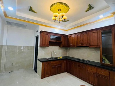 Cho thuê pjongf khép kín chính chủ t2 3992
