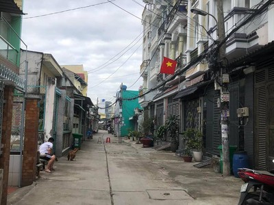 Cho thuê pjongf khép kín chính chủ t2 3995